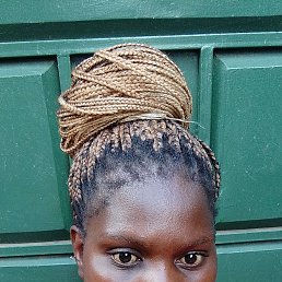 fhiona hnyanzi, 35, 