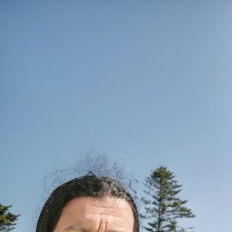 karim, 36, 