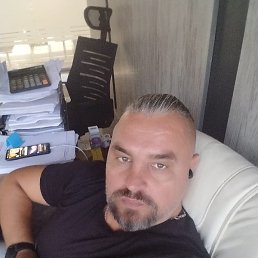 �������, ������, 42 ����