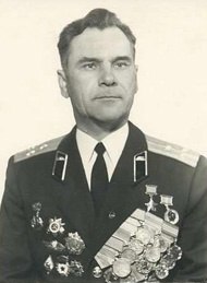 Кваша Дмитрий Михайлович.Командир танкового взвода 244-го отдельного танкового полка 33-й армии 1-го ...