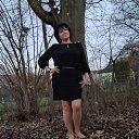  Larissa, ʸ -  16  2025