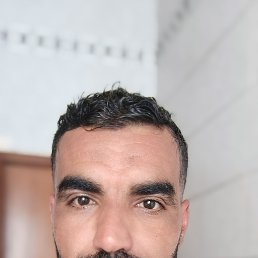 Adel, 35, 