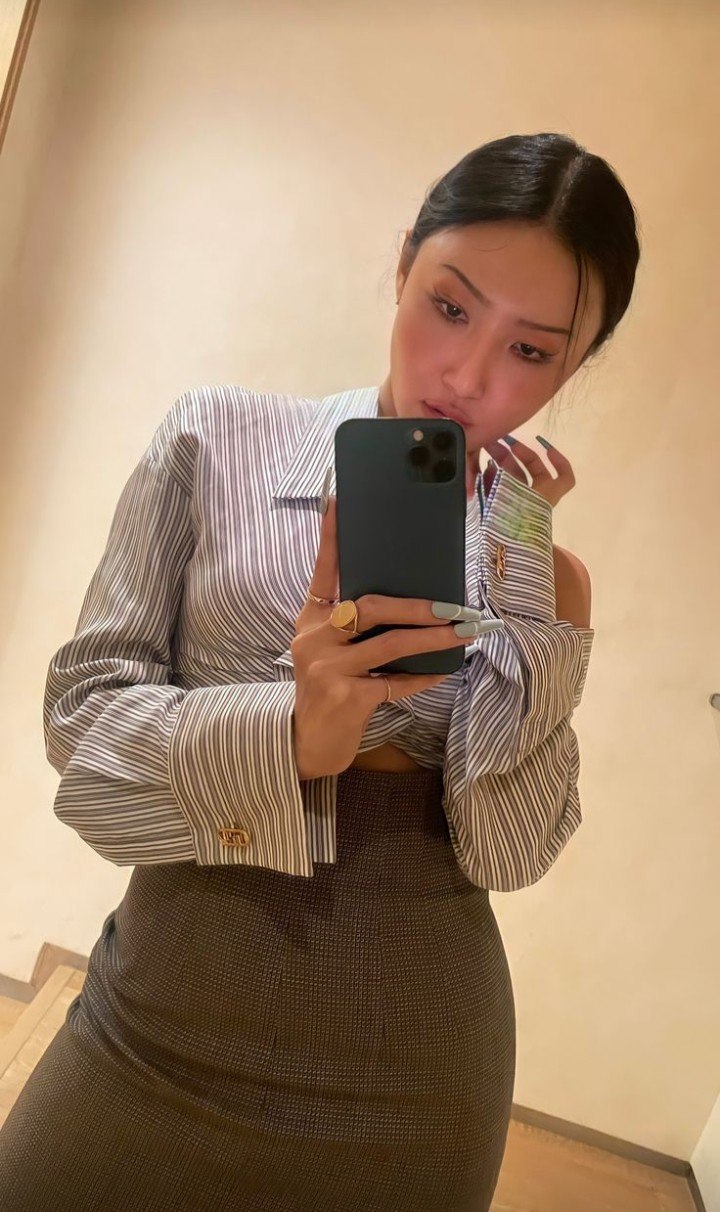  - 1  2025  19:02