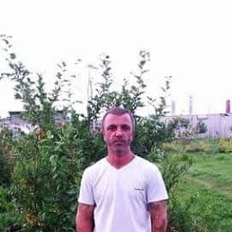 Viktor, 50, 