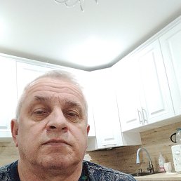 �����, 61 ���, ����������