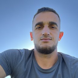 Iso, 39, 