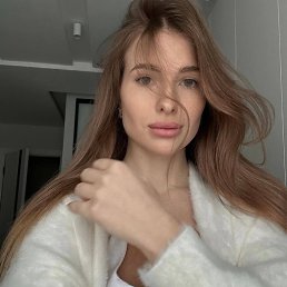 Lina Milovskaya, 26, 