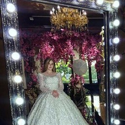 Angelina, �������, 19 ���