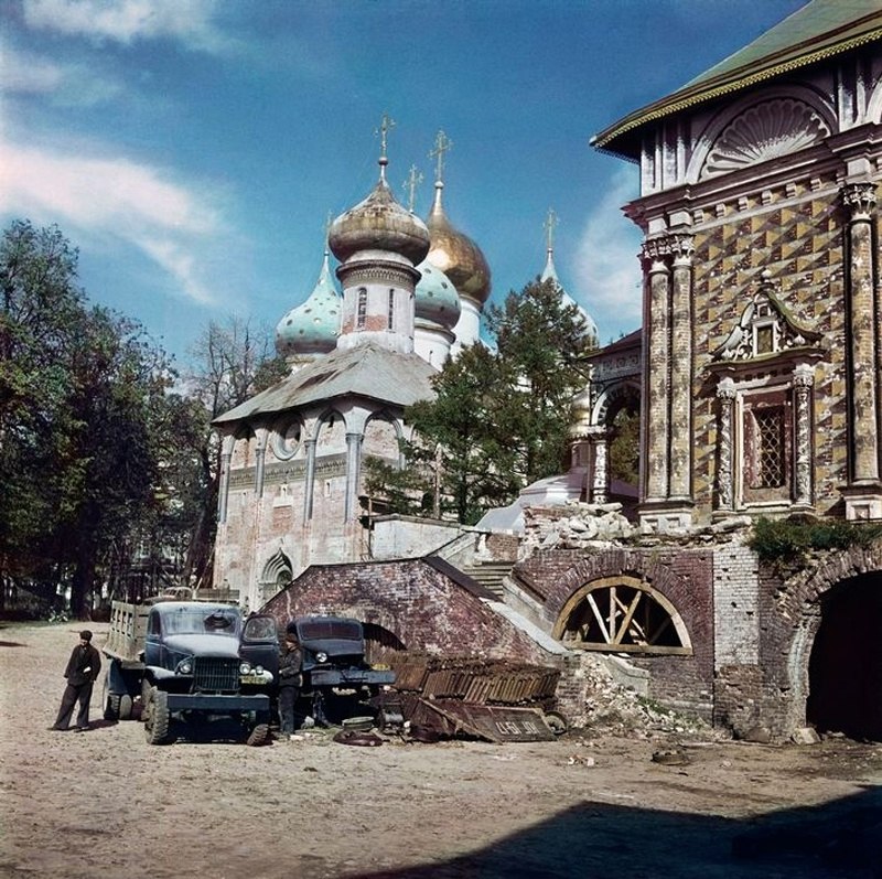 -    1947 .