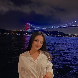 Marina, 32, 