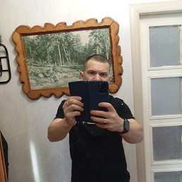 ������, 39 ���, �����-��������