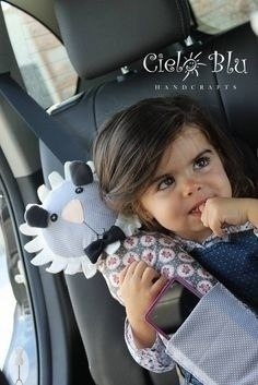 Удoбныe подушки в доpoгу. Идеи - 5