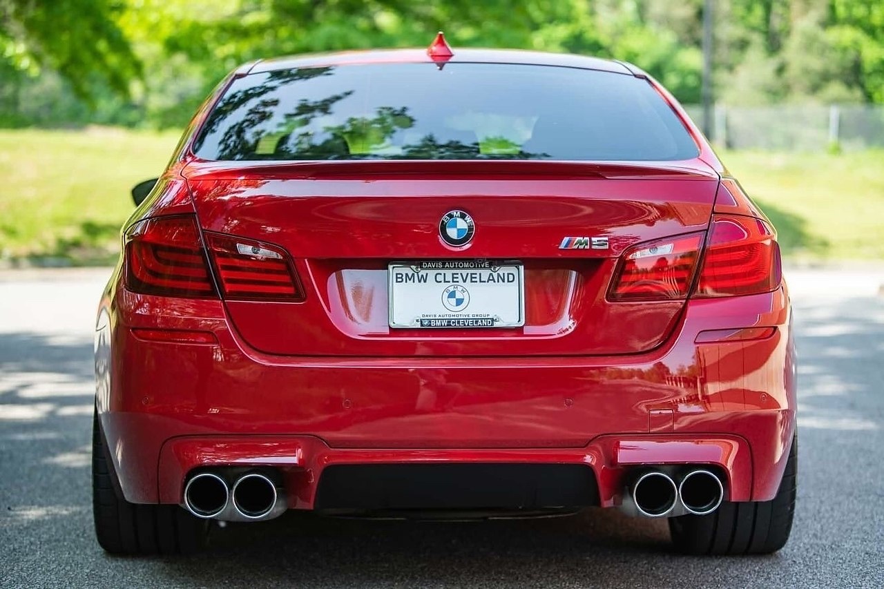 #BMW #M5 (#F10) Imola Red II (405) - 3