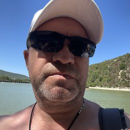 Aktivator, 45, 