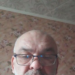 Pawel, 48, 