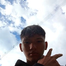 Yohan, 21, 