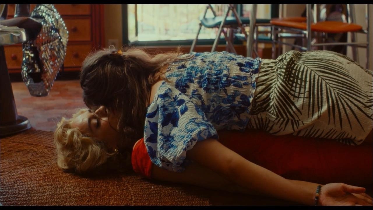    / Les femmes au balcon, 2024.dir. Nomie Merlant - 6