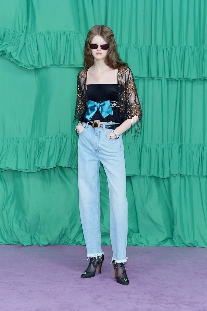      Valentino Pre-Fall 2025.    ... - 2