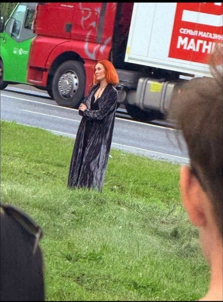 «БИТВУ ЭКСТРАСЕНСОВ» СНИМАЮТ В КУРСКЕ.На площадке среди типовых многоэтажек Курска заметили ... - 4