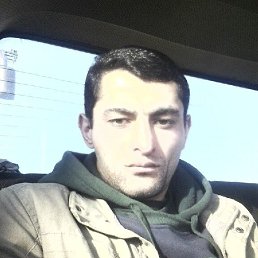 Camo, 41, 
