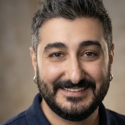Ugur, ����, 38 ���