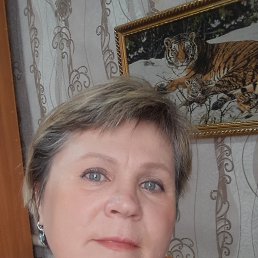 Elena, 57, 