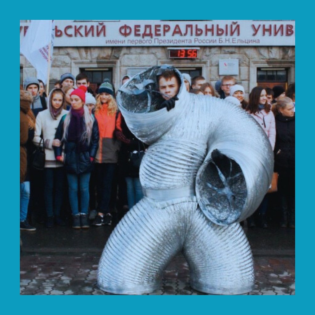 Россия — страна рекордов и контрастов.Россия — самая большая страна в мире, её территория охватывает ... - 3