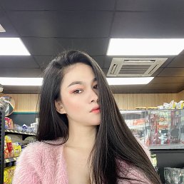 Amelia, 33, 