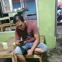 Dedy, 32, 