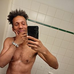 Dext, 39, 