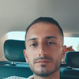 Hakan, 28, 