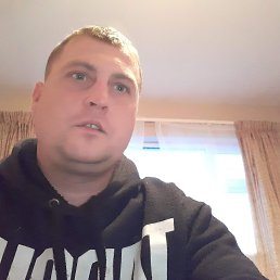 Edgar, 38, 