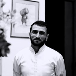 Irakli, 29, 