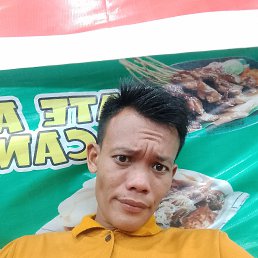 Rejah, 37, 