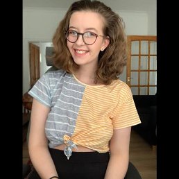 Zuza, 18, 