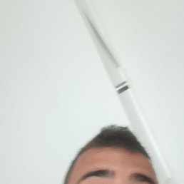 Ricardo, 20, 