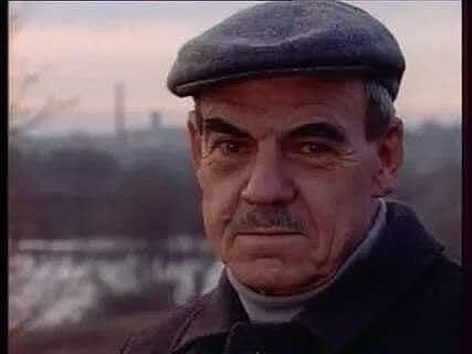 :) , 4  107       .  .  ...