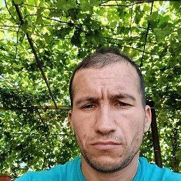 Valeric, 37, 