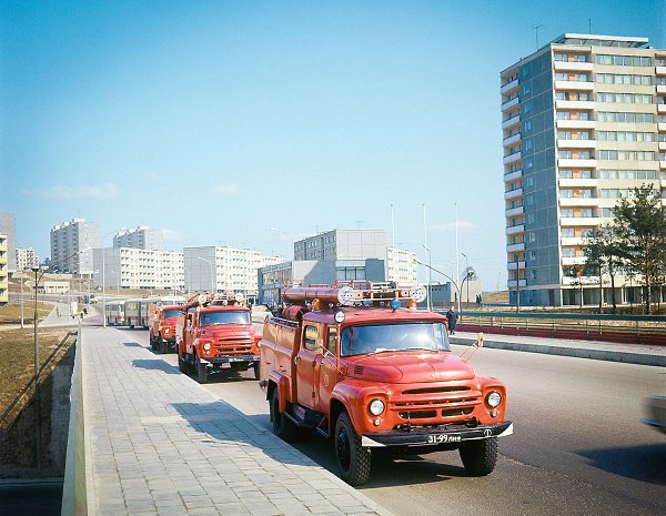 Вильнюсские пожарные автомобили во время тренировочных занятий, июнь 1974-го года.