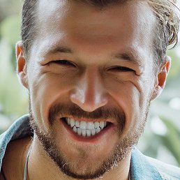 Victor, , 39 