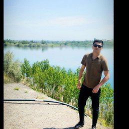 Husanboy, 21, 