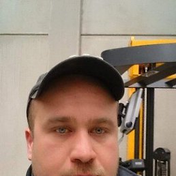 Nikolaus, 41, 