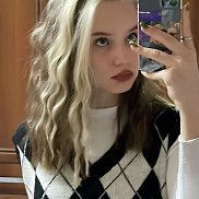 Vika, 20 , 