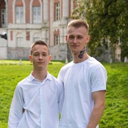 Denis, 21, --