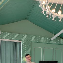 Tschingiz, 34, 