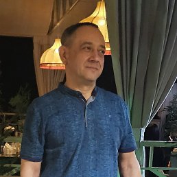 Eduard, 55, 