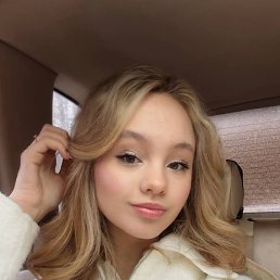 Milla Myrr 💋, 18, 
