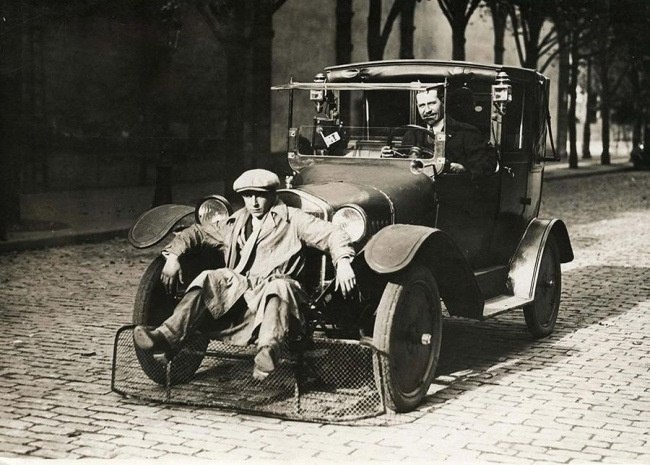 1920 .        