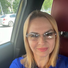 Lusia, 50, 