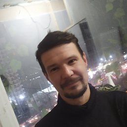 Ruslan Rezvanov, 40, 